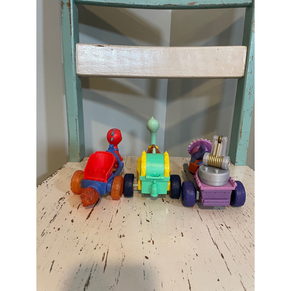 Disney Jr Dino Ranch Toys Lot Action Figures Dinosaurs Chariot Ranchers Cart - Picture 10 of 11